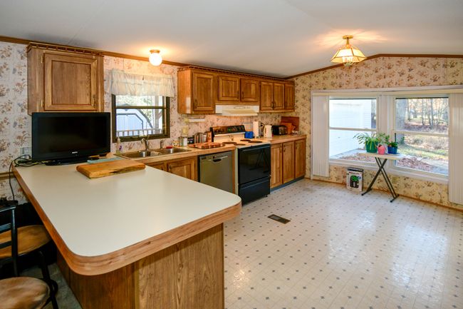 5711 Birch St, House other with 2 bedrooms, 1 bathrooms and null parking in Caseville MI | Image 25