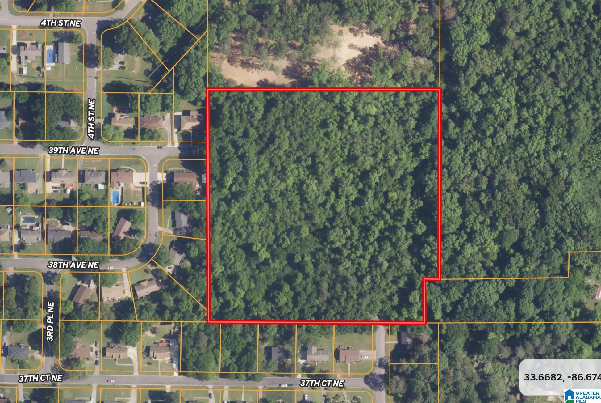 Land in CENTER POINT
