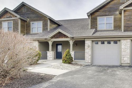 j40-7585 Meadow Ridge Road, Egg Harbor, WI, 54209 | Card Image