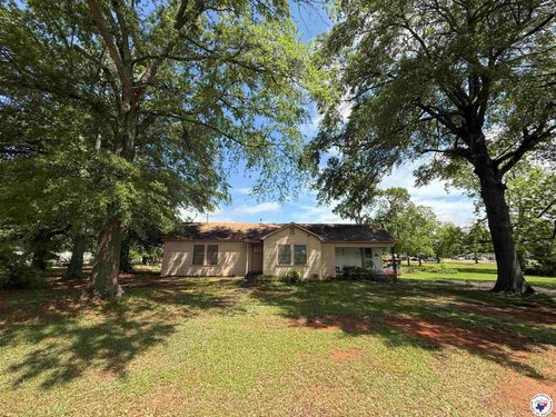 101 Marietta St, Queen City, TX, 75572-2249 | Card Image