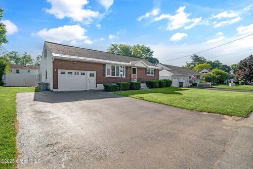 954 Obrien Ave, Schenectady, NY, 12303-3674 | Card Image