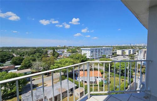 807-16740 Ne 9th Ave, North Miami Beach, FL, 33162-2528 | Card Image