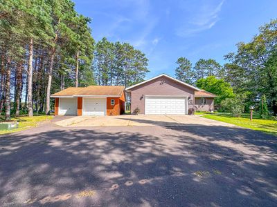 666N Deer Path Rd, House other with 3 bedrooms, 2 bathrooms and null parking in Park Falls WI | Image 3