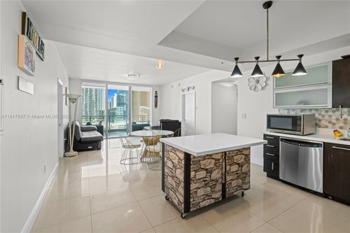 apt-2215-90 Sw 3rd St, Miami, FL, 33130-4023 | Card Image