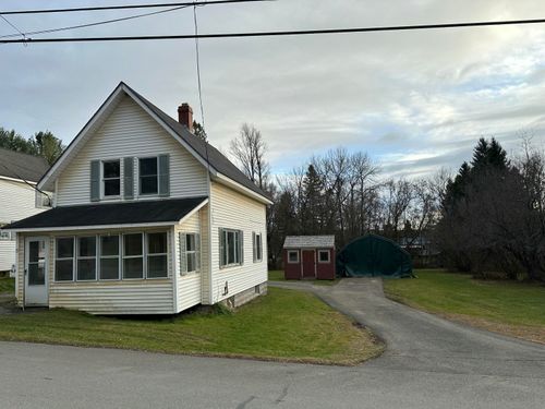 15 Franklin Avenue, Houlton, ME, 04730 | Card Image