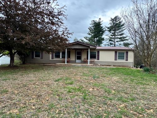 693 Scotts Chapel Rd, Jamestown, KY, 42629-7947 | Card Image