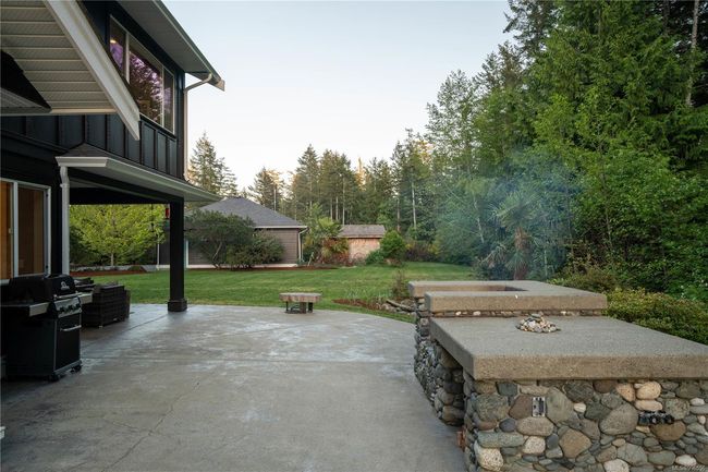 3022 Sarah Dr, House other with 5 bedrooms, 4 bathrooms and 5 parking in Sooke BC | Image 47