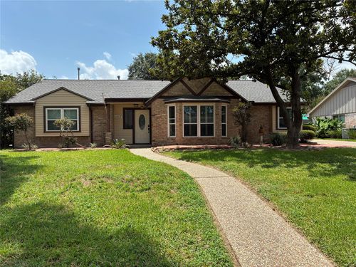 10619 Archmont Dr, Houston, TX, 77070-4032 | Card Image