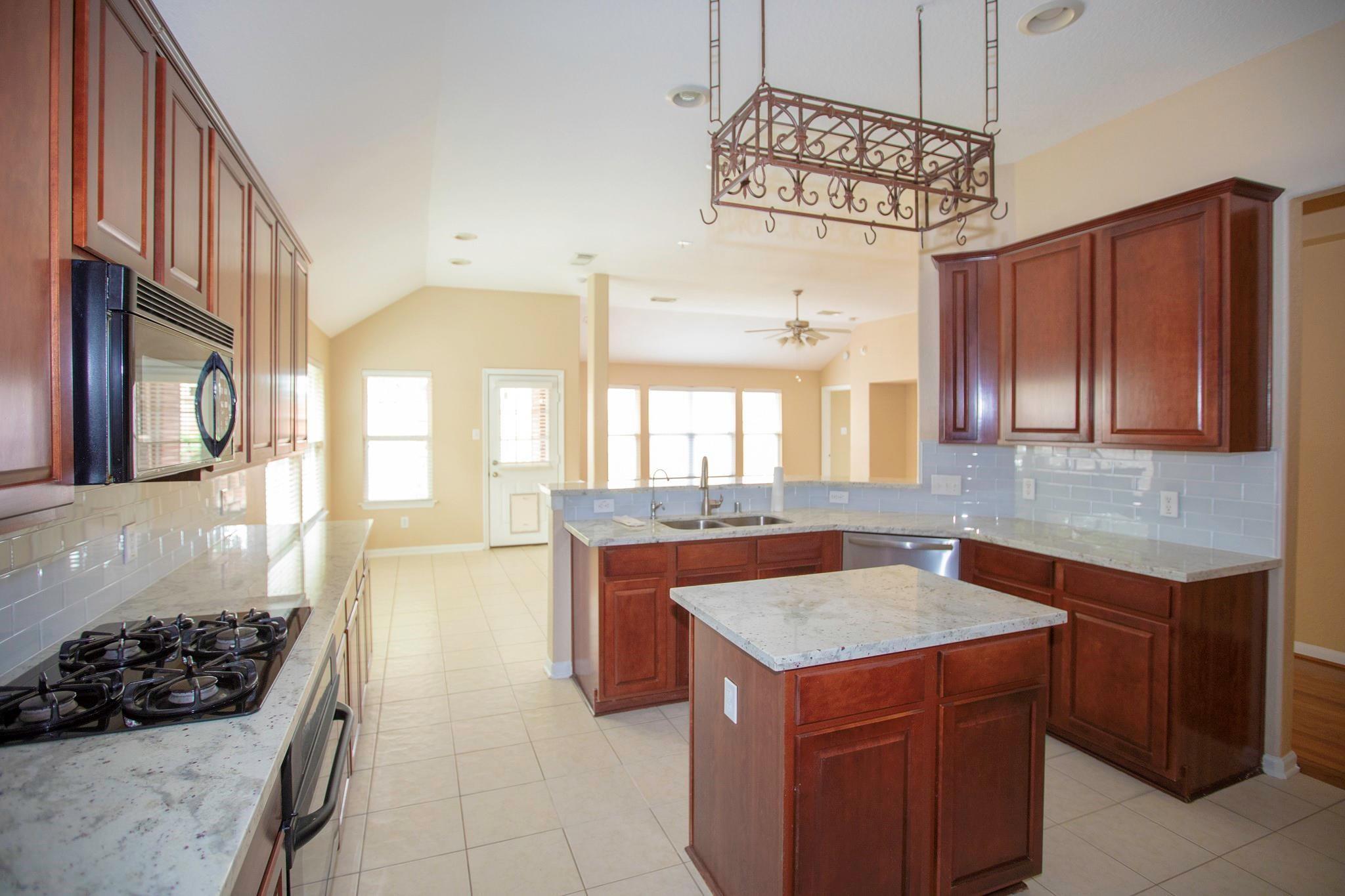 Residential Lease in Missouri City 3