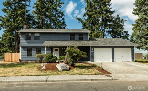 1078 Nw Kitsap Ter, Oak Harbor, WA, 98277-4484 | Card Image