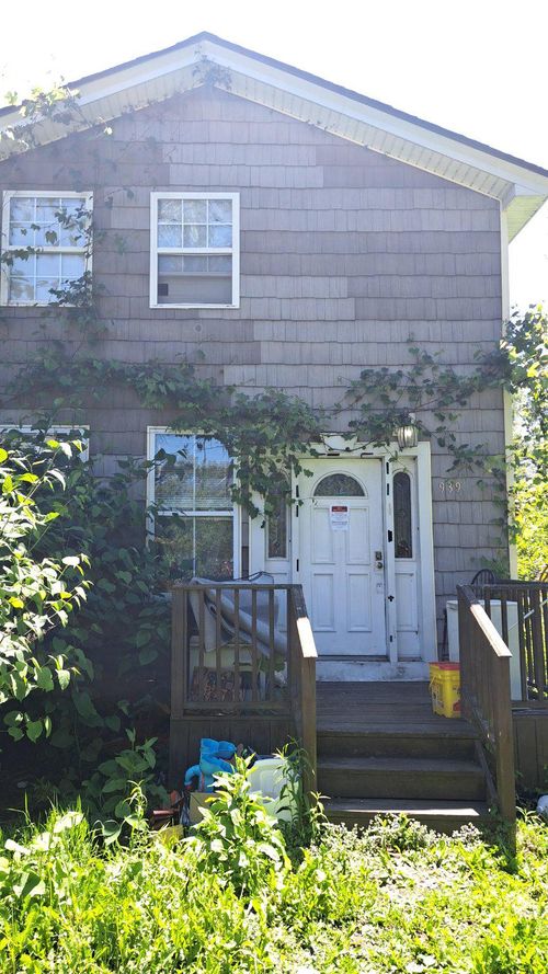939 W 3rd Street, ERIE, PA, 16507 | Card Image