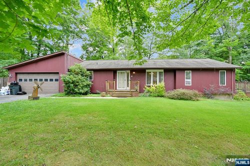 6 Dunham Rd, Hewitt, NJ, 07421-1508 | Card Image