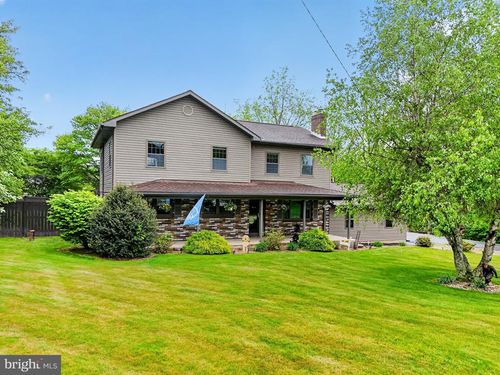 69 N Old Turnpike Rd, DRUMS, PA, 18222-1918 | Card Image