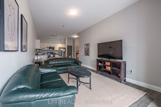 303 - 630 Princess St, Condo with 2 bedrooms, 1 bathrooms and null parking in Kingston ON | Image 4