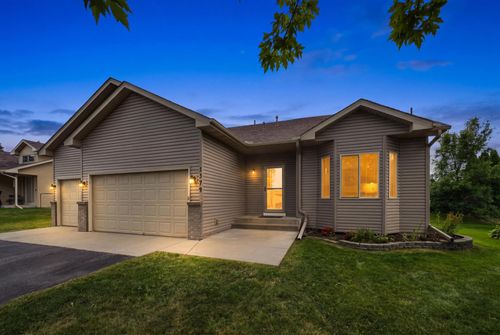 1379 Landings Ln, Watertown, MN, 55388-4510 | Card Image
