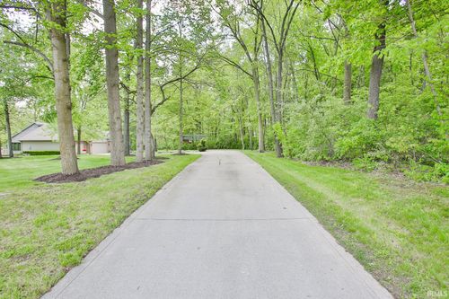 12717 Schwartz Rd, Grabill, IN, 46741-9714 | Card Image
