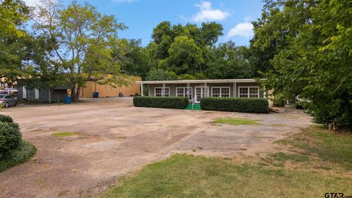 518 Tyler St, Jacksonville, TX, 75766-3037 | Card Image