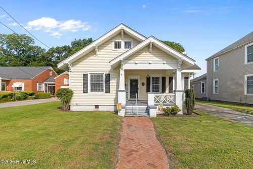 313 N Breazeale Avenue, Mount Olive, NC, 28365 | Card Image