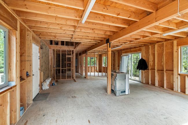 8556 Yaak River Rd, House other with 3 bedrooms, 2 bathrooms and null parking in Troy MT | Image 16