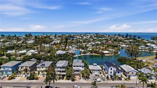 418 Pine Ave, ANNA MARIA, FL, 34216 | Card Image