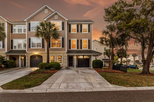 2923 Woodland Park Dr, Mount Pleasant, SC, 29466-7087 | Card Image