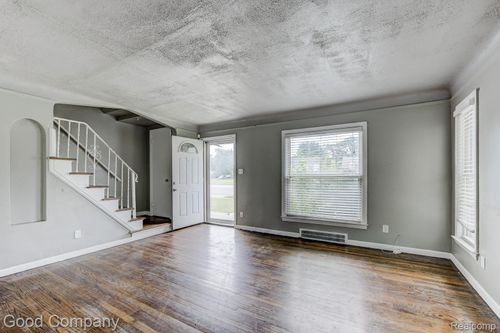 21797 Moross Rd, Detroit, MI, 48236-2111 | Card Image
