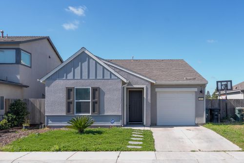 433 Stein Way, Waterford, CA, 95386-9551 | Card Image