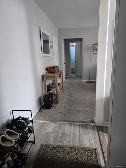 apt-2i-11 Bryant Cres, White Plains, NY, 10605-2728 | Card Image