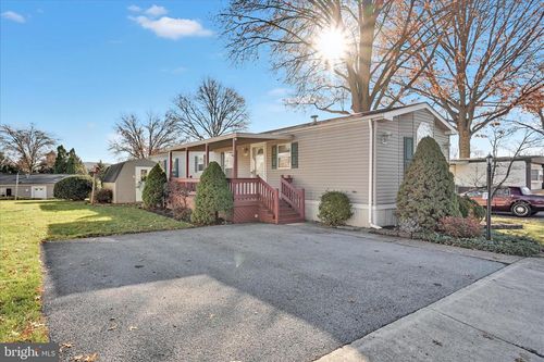 trlr-37-137 Meadow Valley Rd, EPHRATA, PA, 17522-1858 | Card Image