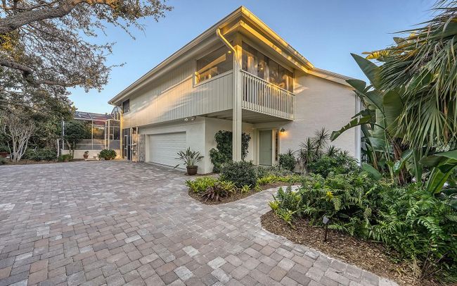 8835 Midnight Pass Road, House other with 3 bedrooms, 4 bathrooms and null parking in Sarasota FL | Image 2