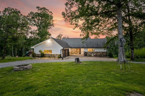 35 Magnolia Ln, Normandy, TN, 37360-9505 | Card Image