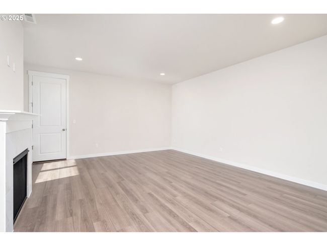 LT811 - 3020 S Kodiak St, House other with 3 bedrooms, 3 bathrooms and 2 parking in Cornelius OR | Image 6