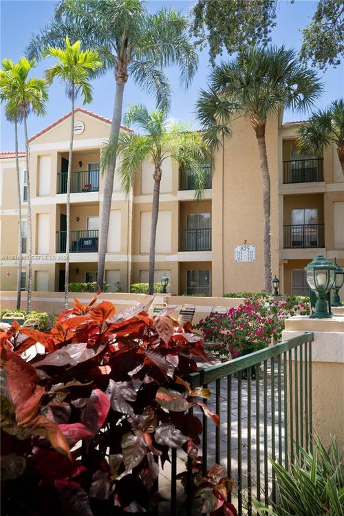 715-875 Riverside Dr, Coral Springs, FL, 33071-7014 | Card Image