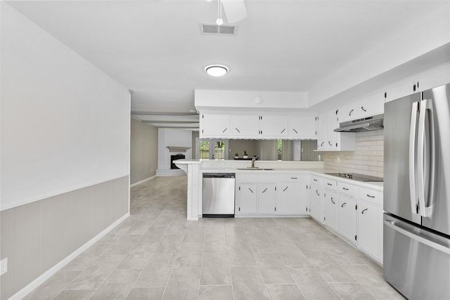 21807 Glenbranch Dr, House other with 3 bedrooms, 2 bathrooms and 2 parking in Spring TX | Image 27