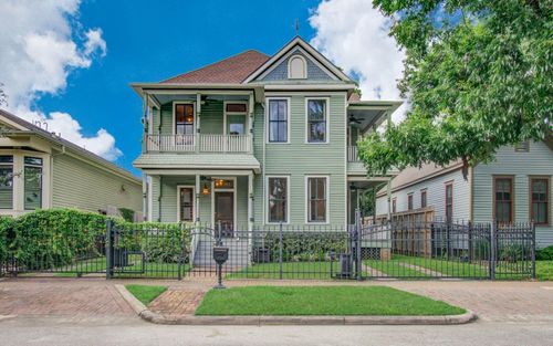 2010 Lubbock St, Houston, TX, 77007-7622 | Card Image