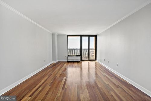 apt-15m-1420 Locust St, PHILADELPHIA, PA, 19102-4203 | Card Image