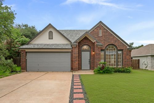 8322 Doe Meadow Dr, Austin, TX, 78749-2867 | Card Image