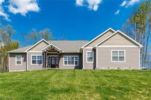 13271 Cooperrider Rd Se, Glenford, OH, 43739-9631 | Card Image