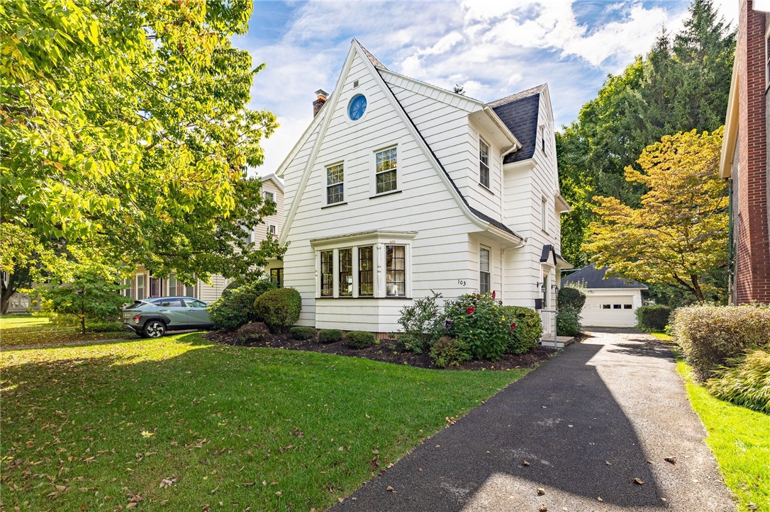 Highland Pkwy, Rochester, NY 14620