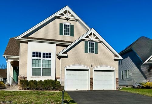 9 Bryant Ct, SOMERSET, NJ, 08873-7549 | Card Image
