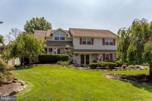 2018 Buckingham Dr, JAMISON, PA, 18929-1536 | Card Image