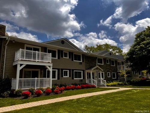 25-2d-9 Williams Boulevard, Brookhaven, NY, 11755 | Card Image