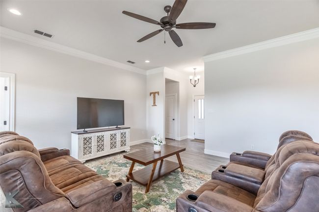 7309 Wildflower Way, House other with 3 bedrooms, 2 bathrooms and null parking in Abilene TX | Image 8