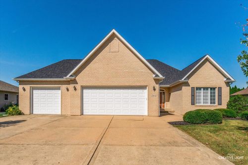 305 E Knights Rd, Sandwich, IL, 60548-1291 | Card Image