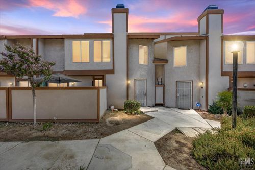 apt-49-2600 Chandler Ct, Bakersfield, CA, 93309-8210 | Card Image