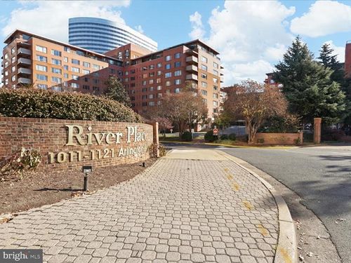 614-1021 Arlington Blvd, ARLINGTON, VA, 22209-2215 | Card Image