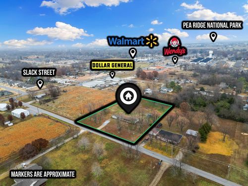 290 Hallack Ln, Pea Ridge, AR, 72751-3920 | Card Image