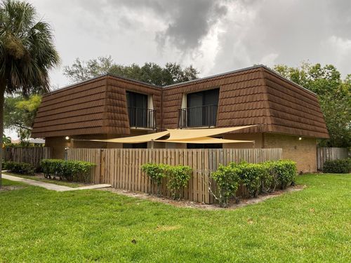 10a-137 Heritage Way, West Palm Beach, FL, 33407-6867 | Card Image