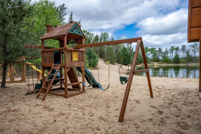 N8378 Timber Trl, House other with 2 bedrooms, 1 bathrooms and null parking in New Lisbon WI | Image 33