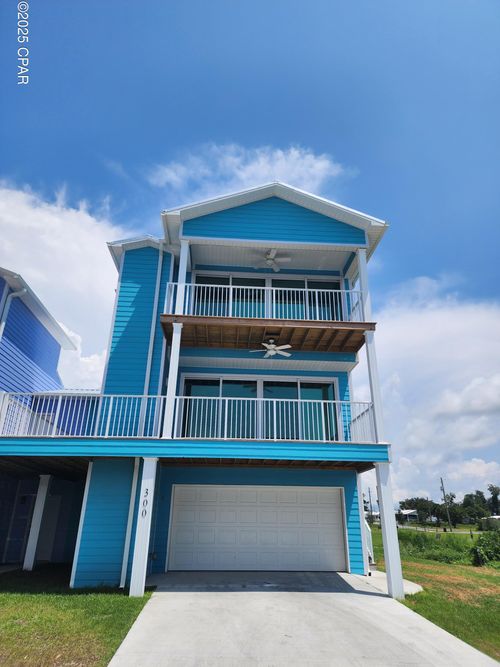 300 Penny Ct, Panama City, FL, 32401-4794 | Card Image